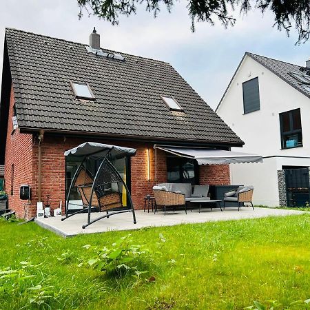 Messe Hv-1 Apartamento Düsseldorf Exterior foto